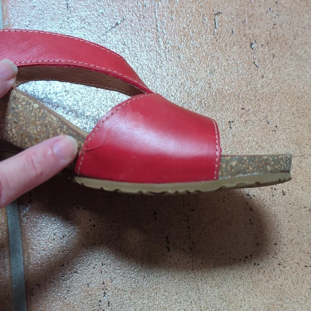 Taos Footwear Women's Bold Red Sandals - Picture 6 of 7